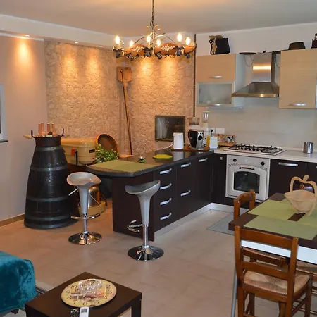 La Tavernetta Dell'etna *